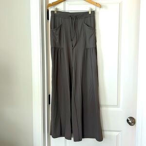 Halara wide-leg pant, medium grey